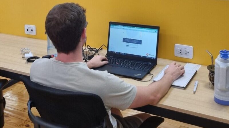 Avellaneda impulsa la formación digital con nuevas propuestas de capacitación en AGENPIA