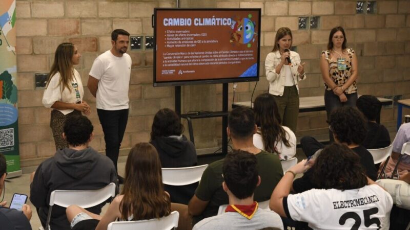 Jóvenes de Avellaneda participan en el I Bootcamp del Fondo de Acción Climática Juvenil