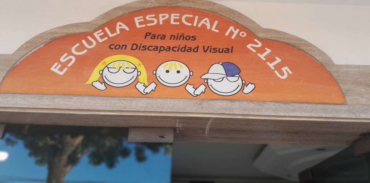 Inminente desalojo de la Escuela Especial Avellaneda
