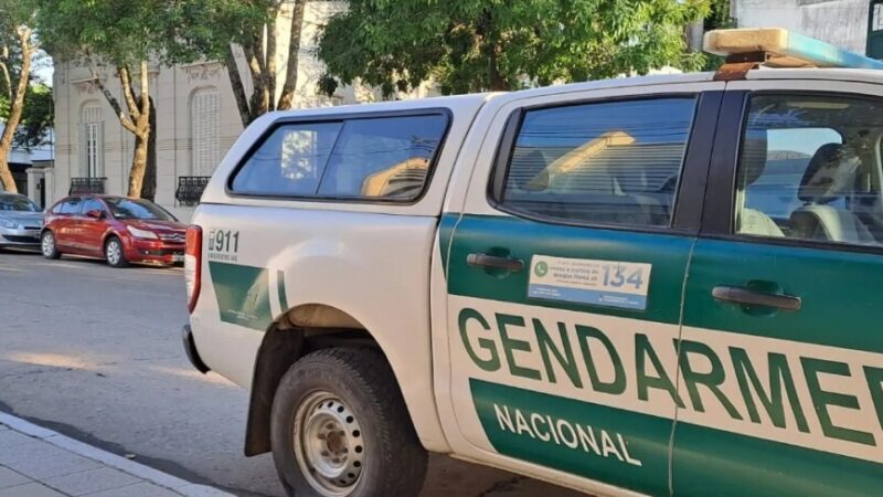 Gendarmería allana varios domicilios en Reconquista y Avellaneda ¿cuál es el motivo?