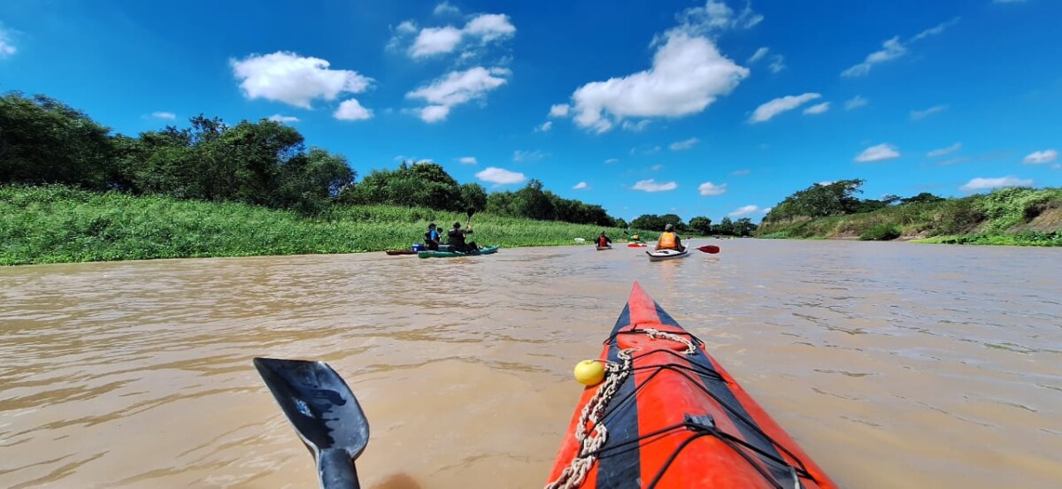 El Club Náutico Romang organizó la «2° Travesía de Kayak»