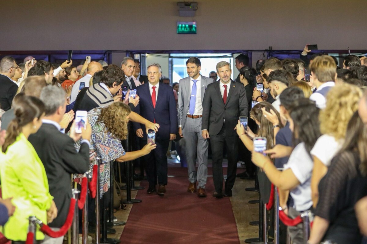 Pullaro, Llaryora y Frigerio reclaman obras públicas y se oponen a las retenciones