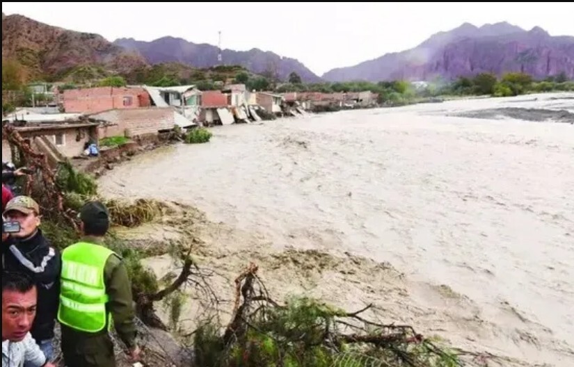 Panorama trágico tras la crecida de los ríos Pilcomayo y Bermejo