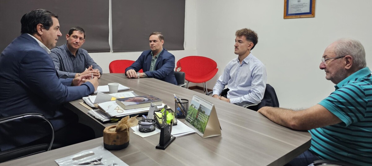 Leonardo Rolón asume en Turismo y Juan Pablo Amado en Vinculación productiva