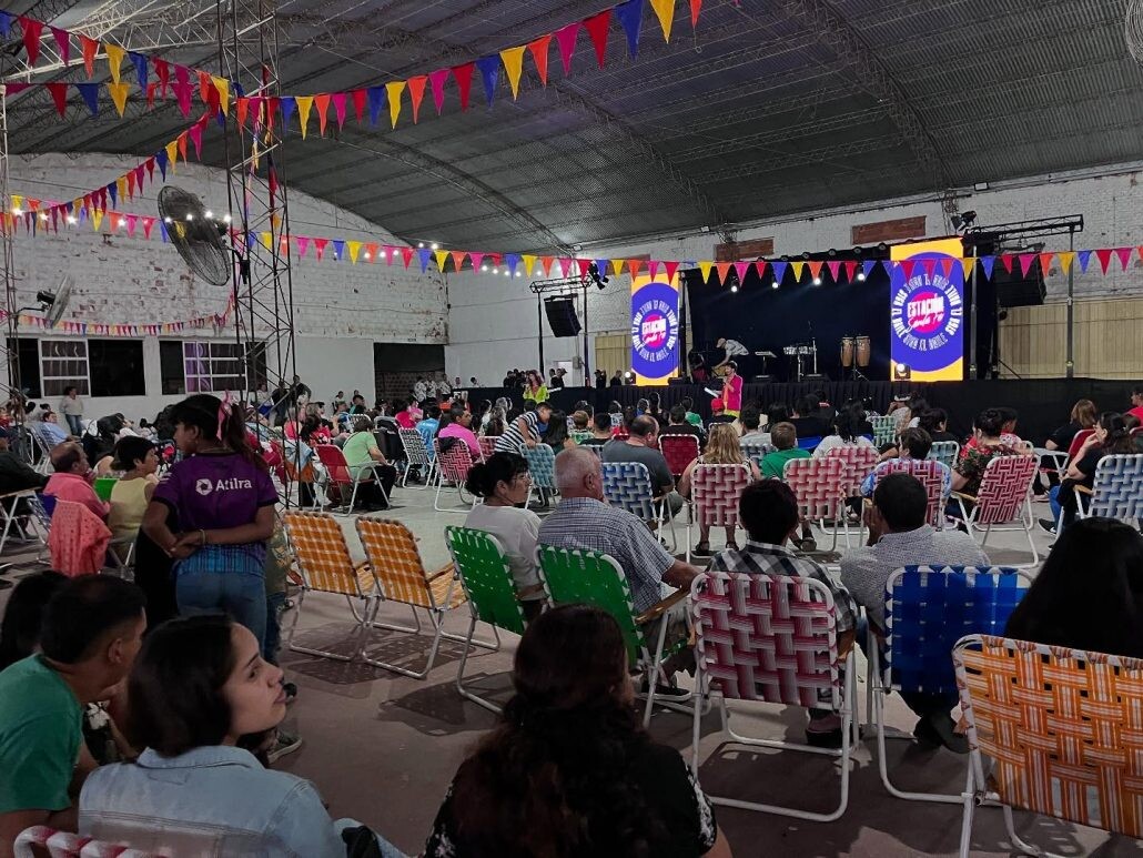 Estación Santa Fe llegó a Romang con una jornada cultural en homenaje a la mujer