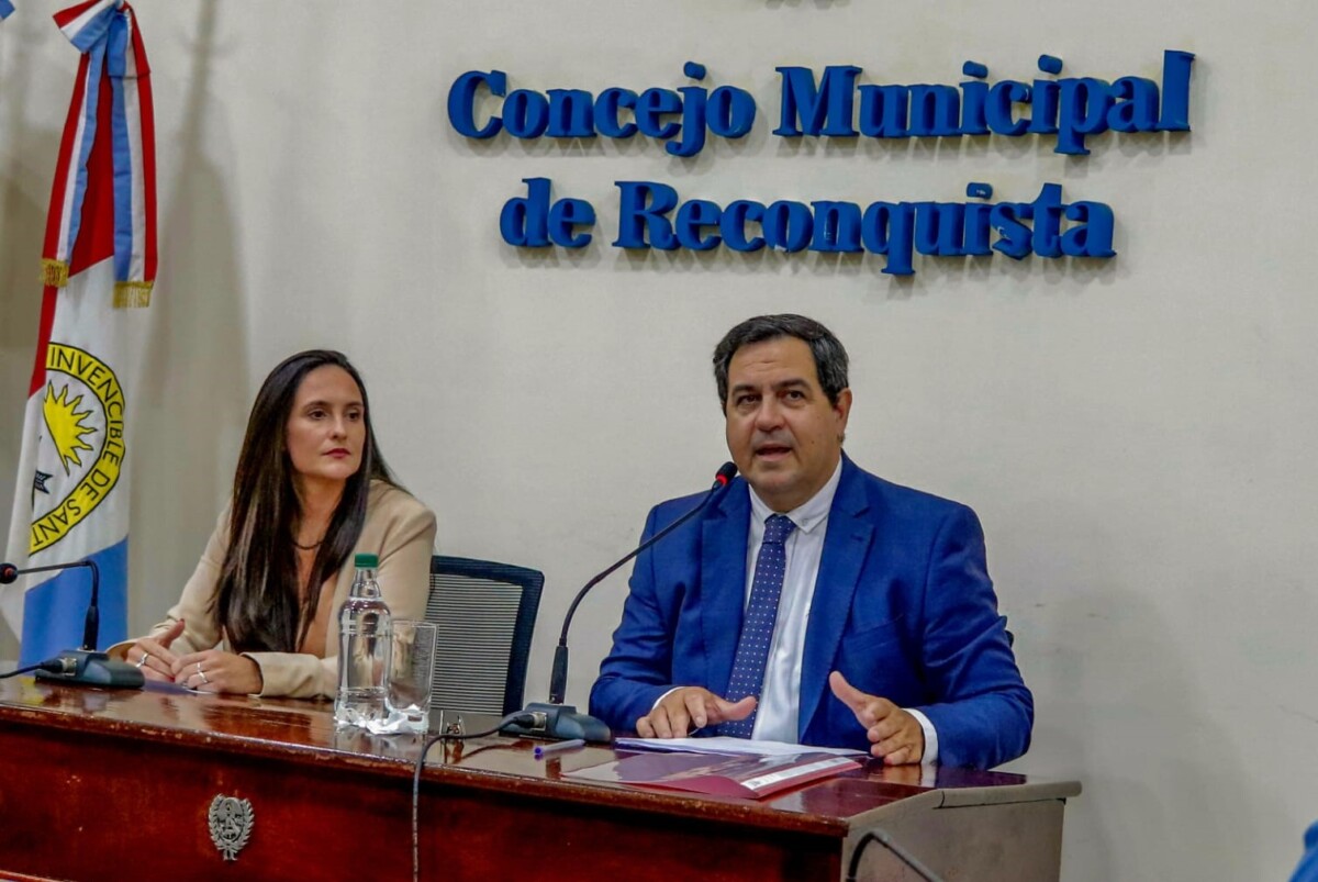 Vallejos inauguró el periodo de sesiones ordinarias del Concejo de Reconquista