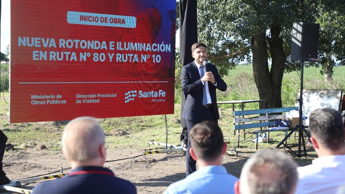 Pullaro: “Estamos haciendo más de 1.500 obras públicas en toda en la provincia de Santa Fe”