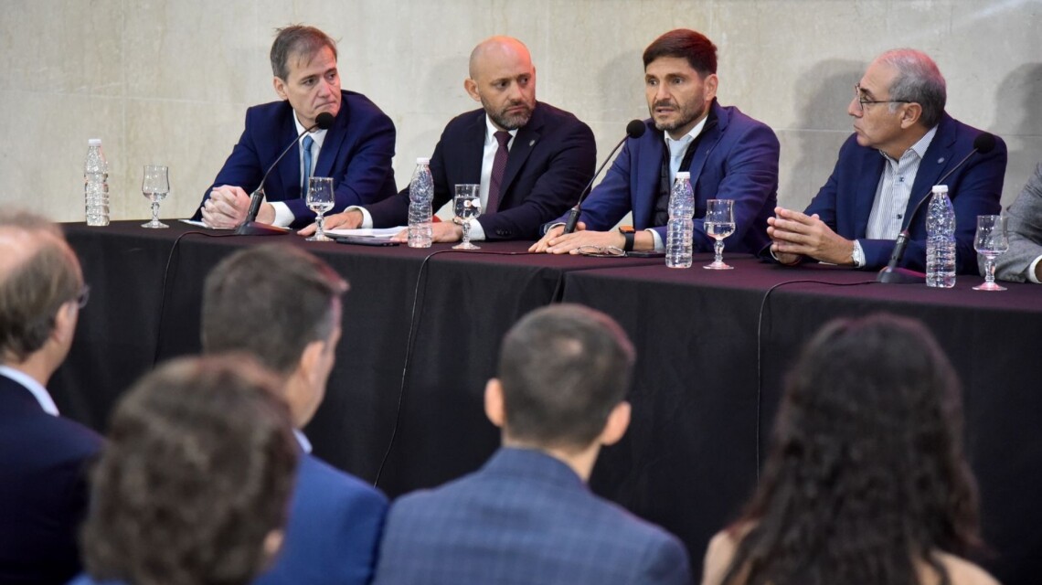 Pullaro: “Esta Provincia prioriza su matriz productiva y cree que las exportaciones son la forma de sacar adelante a Argentina”