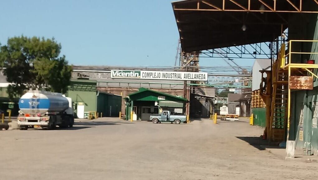 Lorenzini autorizó nuevos contratos de fazón de soja y girasol para el Complejo Vicentín