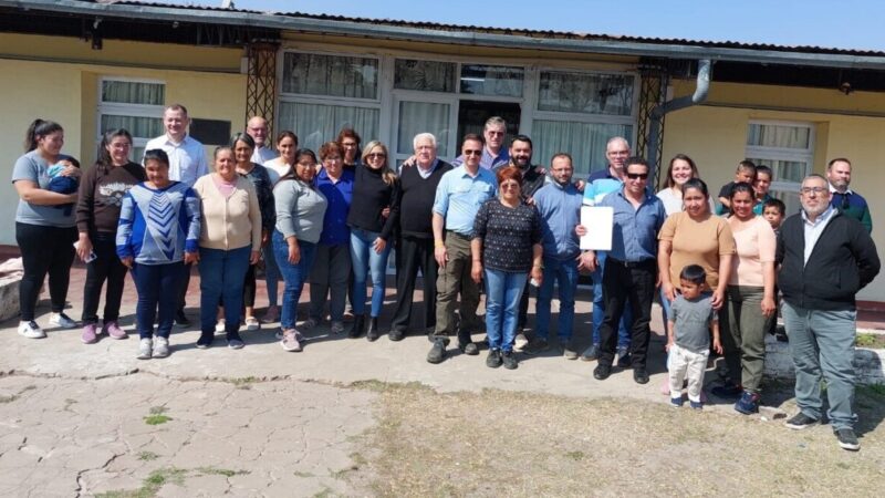 VERA I Sosa destacó el avance de la obra de agua en el Paraje 115