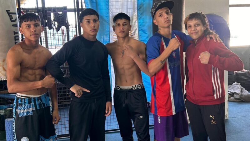 Boxeo: Púgiles del Gimnasio «Indio Box» en el Campus Nacional