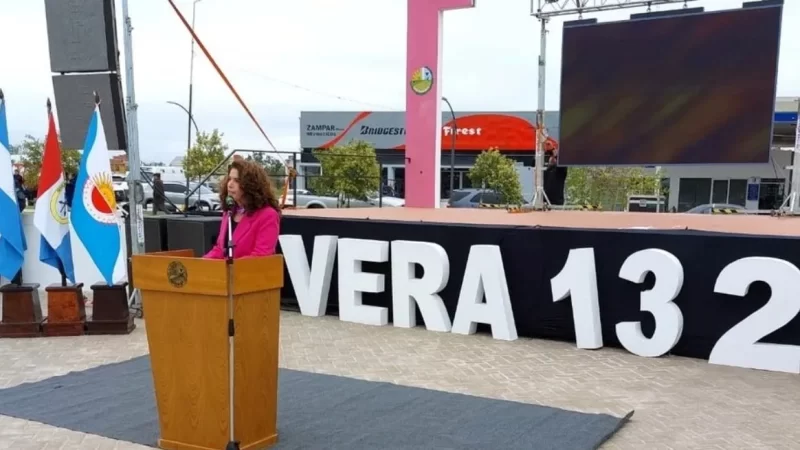 Comenzaron los festejos por un nuevo aniversario de Vera. Mirá el programa