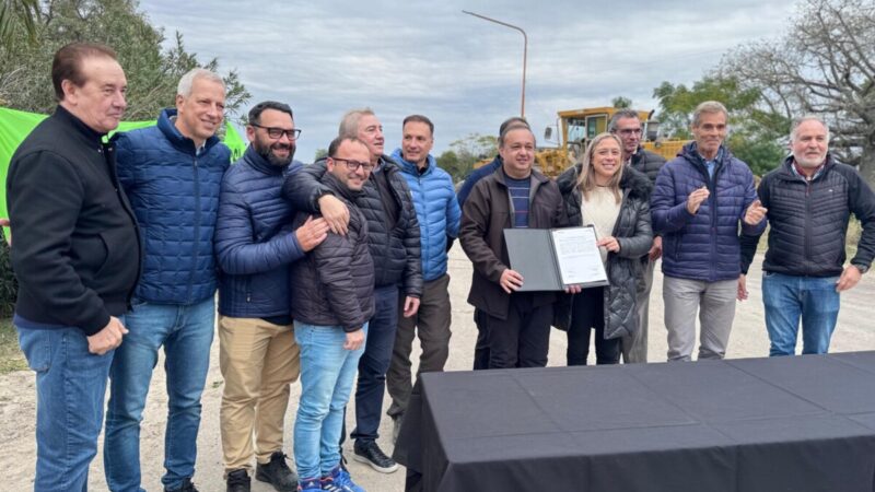 Firmaron el acta de inicio de obra de la Ruta Provincial Nº 31 que une Tartagal con Intiyaco