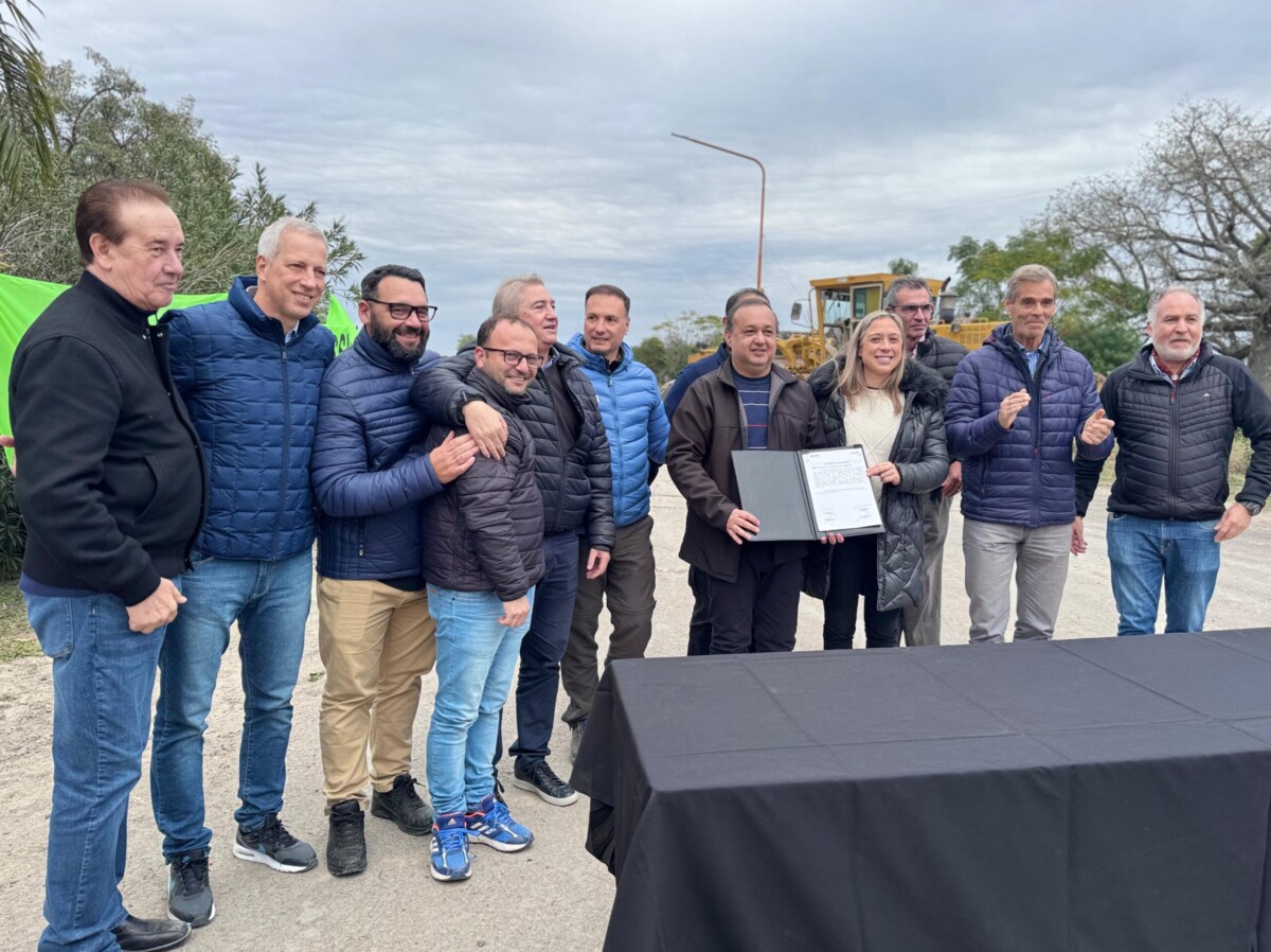 Firmaron el acta de inicio de obra de la Ruta Provincial Nº 31 que une Tartagal con Intiyaco