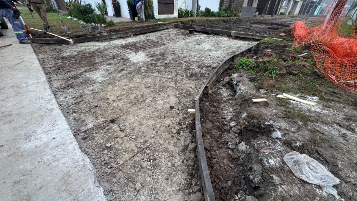 Avanza el Plan Estratégico de Pavimento Urbano en Barrio Moreno de Reconquista