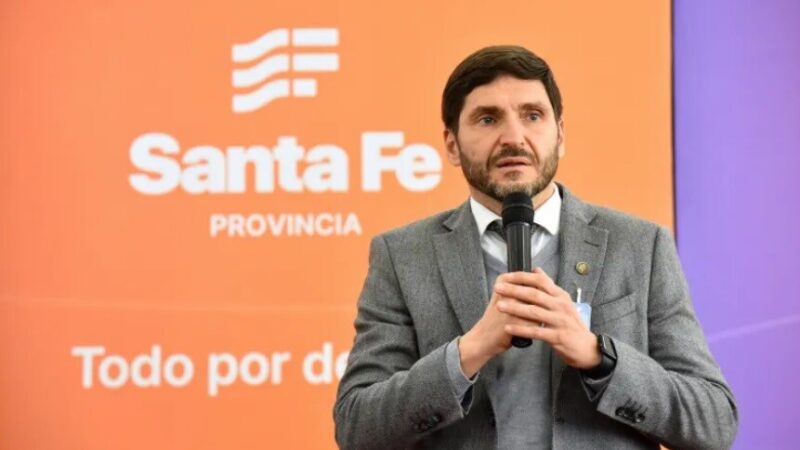 La Constituyente habilitó a Maximiliano Pullaro para buscar la reelección