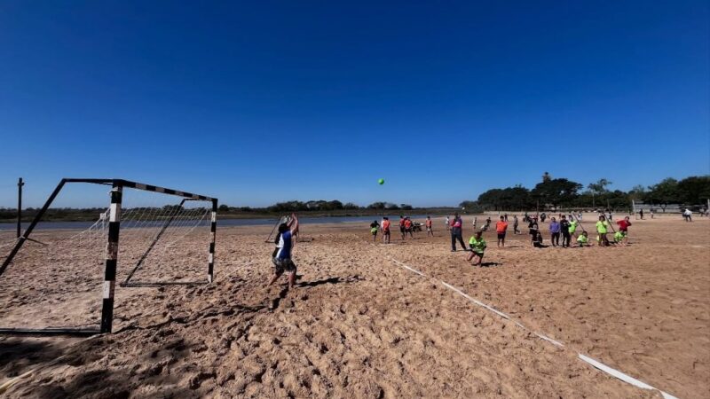 Jugaron el regional de deportes de playa en Romang