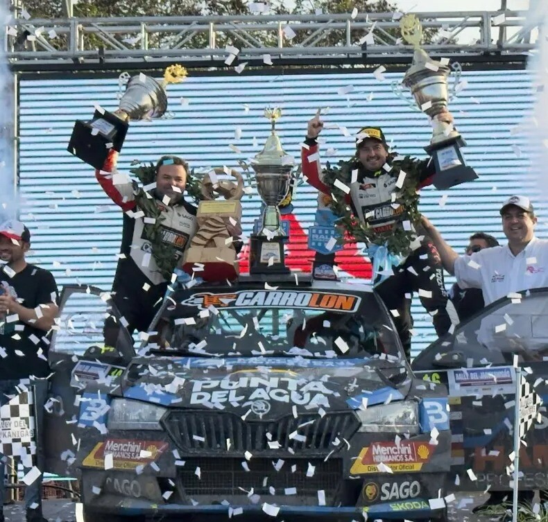 Miguel Baldoni vuelve a coronarse en el Rally del Jaaukanigás. Reviví la ceremonia en DMH TV