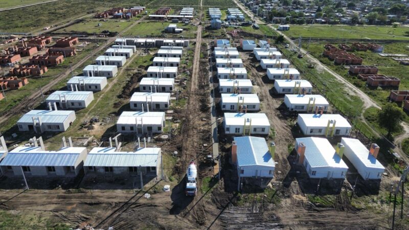 Pullaro entrega 34 viviendas sociales en Reconquista ¿quienes son los beneficiarios?
