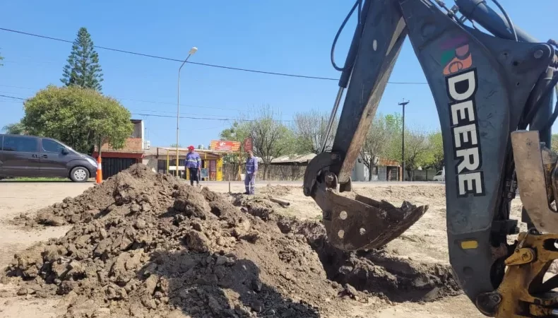 Avanza la obra de agua potable en Barrio Velódromo de Reconquista