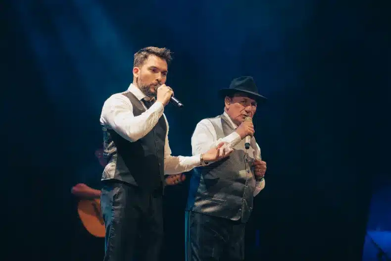 Los de Imaguaré celebran 48 años en el Teatro Juan de Vera