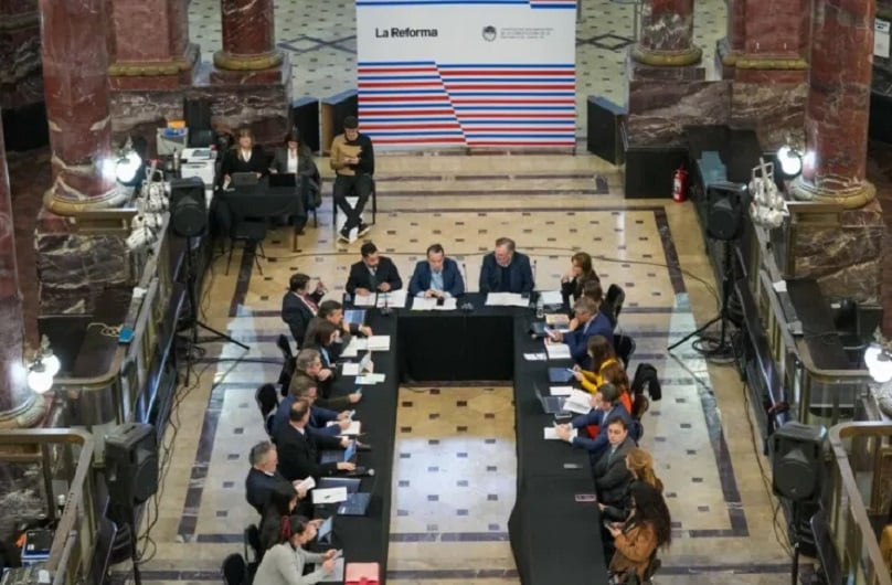 La Comisión Redactora trabaja en el texto definitivo de la Nueva Constitución