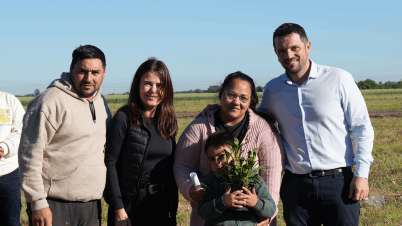 Familias de Avellaneda recibieron terreno propio del Programa 100 Lotes ¿en qué barrio?
