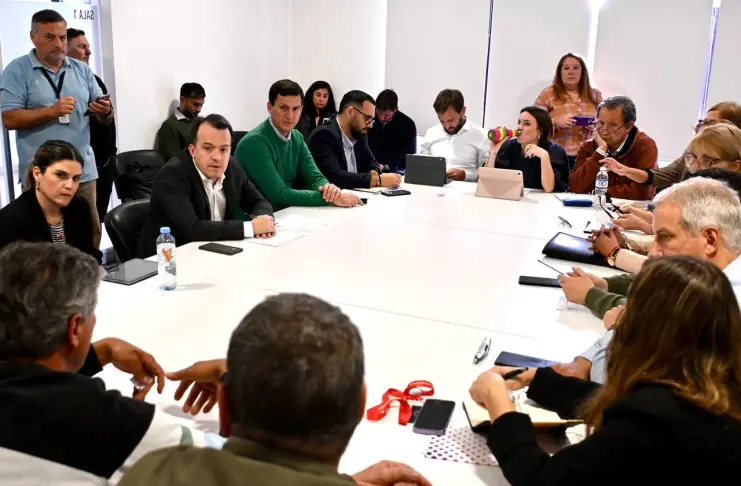 Diputados recibieron a trabajadores de la Algodonera Avellaneda ¿qué acordaron?