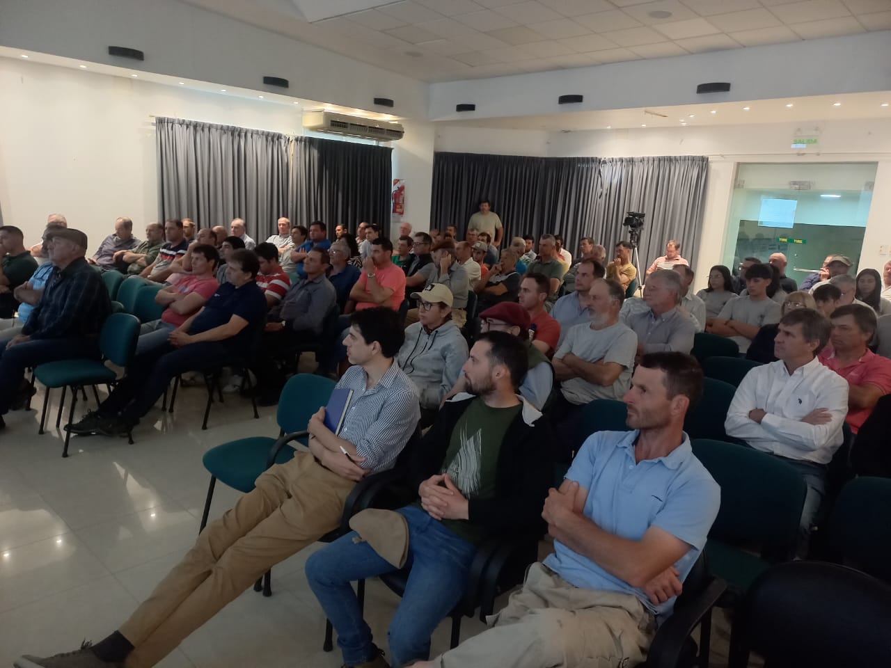 Productores participaron de una Jornada Ganadera en Malabrigo