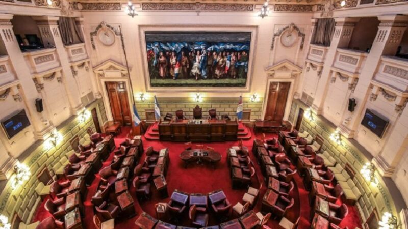 Pullaro envía a la Legislatura el Presupuesto 2026 de Santa Fe ¿qué propone?