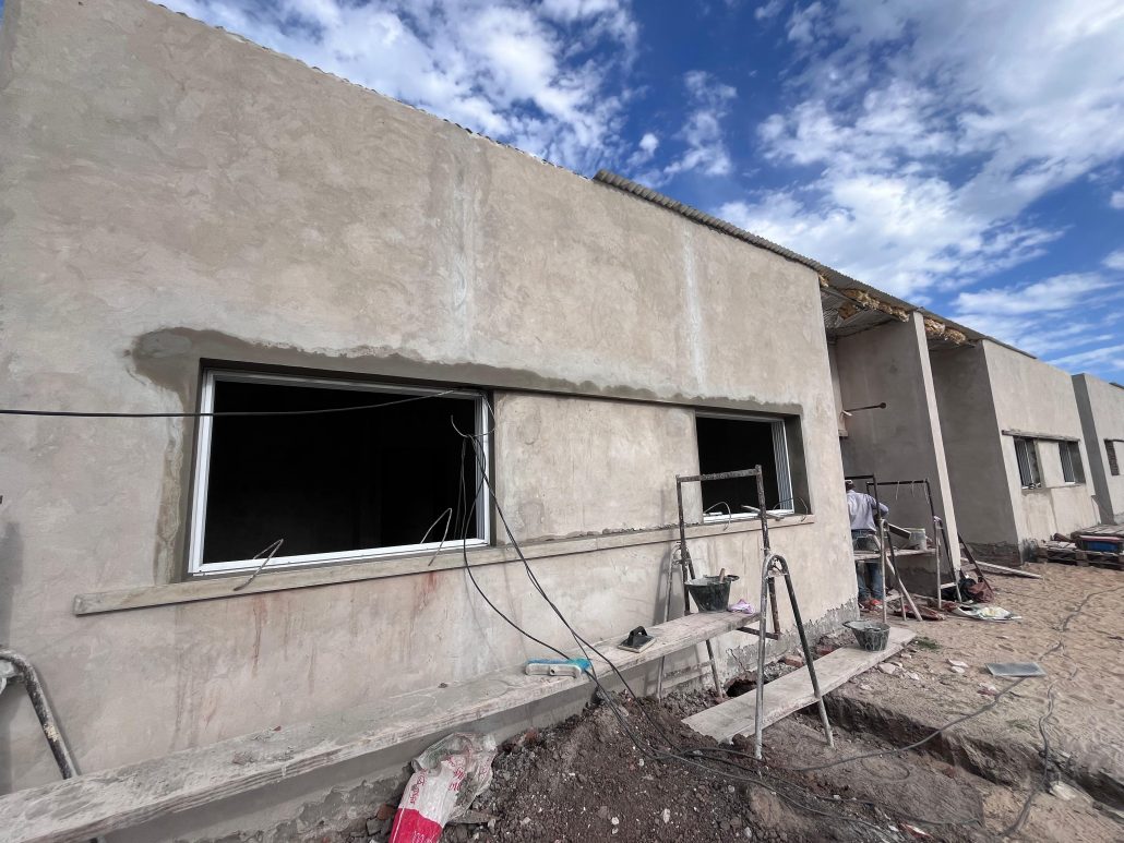 Romang avanza con la construcción del plan de 12 viviendas en Barrio Hospital