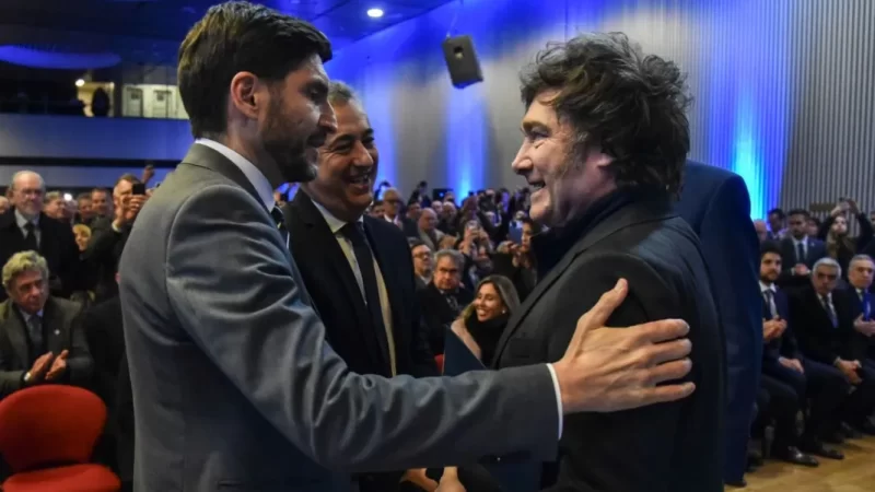 El gobernador Pullaro asistirá este jueves a la reunión convocada por Milei