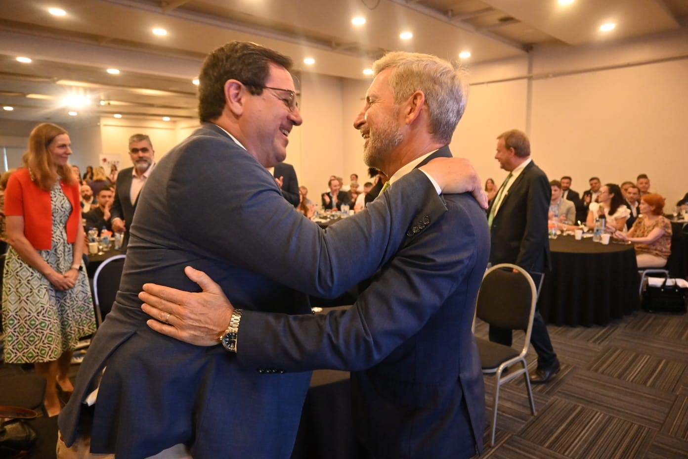 Vallejos expuso en la Mesa Nacional de la ACEP–KAS en Paraná ¿en qué beneficia a Reconquista?