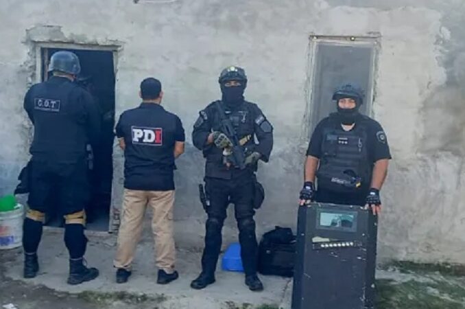 Secuestraron millón de pesos y arrestaron a una mujer en Vera