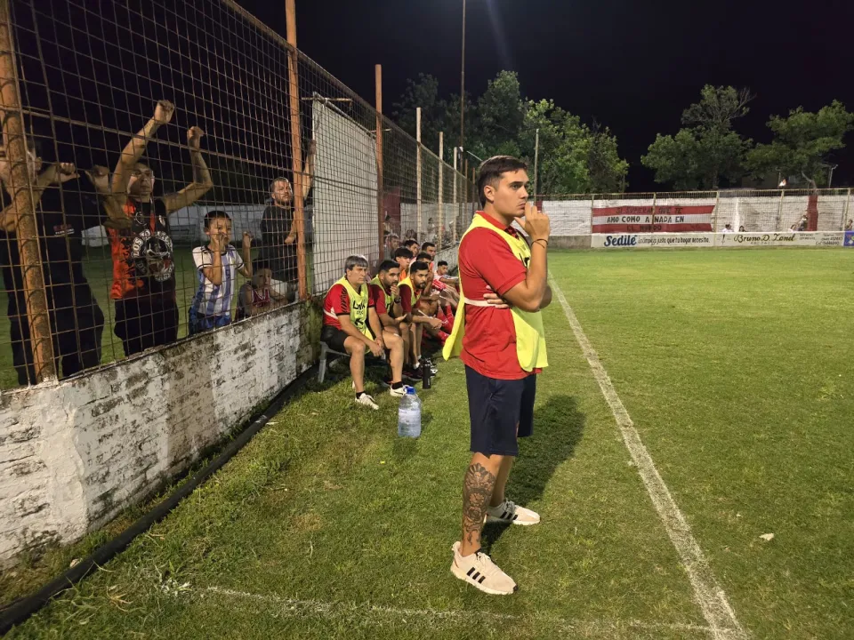  Batistuta no vuelve a dirigir al campeón de la Liga Reconquistense