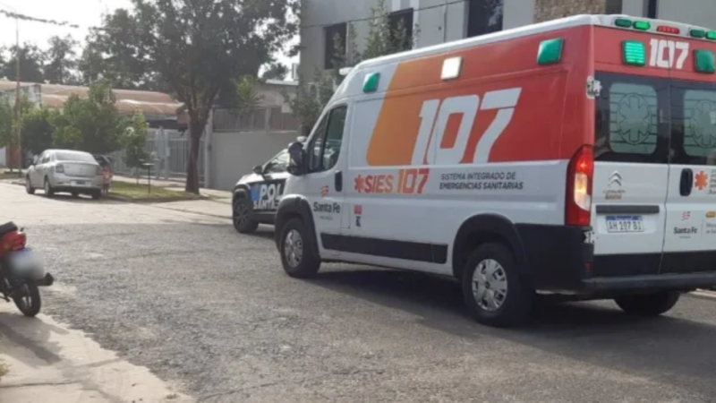 Motociclista se lesionó tras chocar con un automóvil en Avellaneda