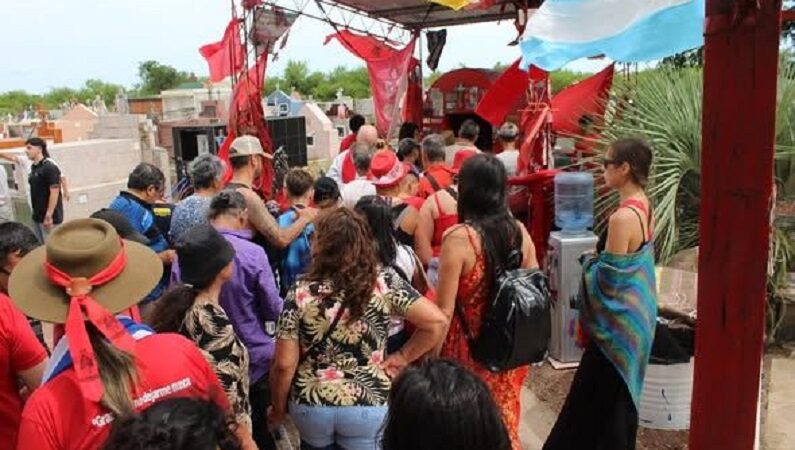 Corrientes: murió un devoto del Gauchito Gil tras ahogarse con un caramelo