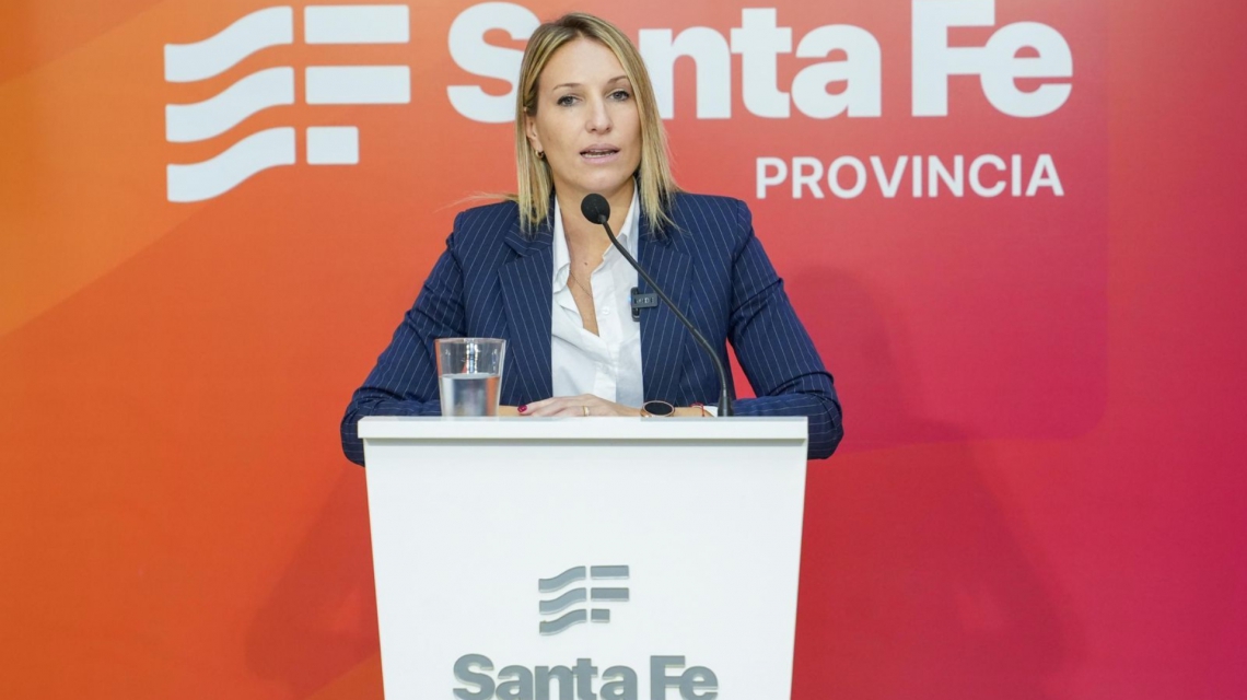 La provincia apunta al debate legislativo sobre el uso de redes en adolescentes