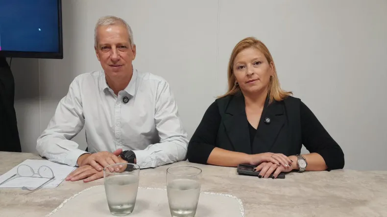 Con premios para alumnos y escuelas, comienza el concurso que une la IA con la problemática del bullying