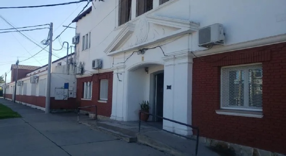 Denuncian que un alumno llevó un cuchillo a una escuela de Reconquista ¿Qué medidas tomó la provincia?