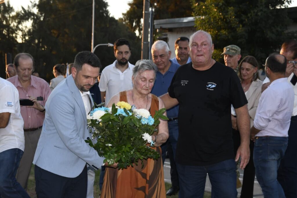 Avellaneda conmemoró el día del Veterano y los Caídos en la guerra de Malvinas