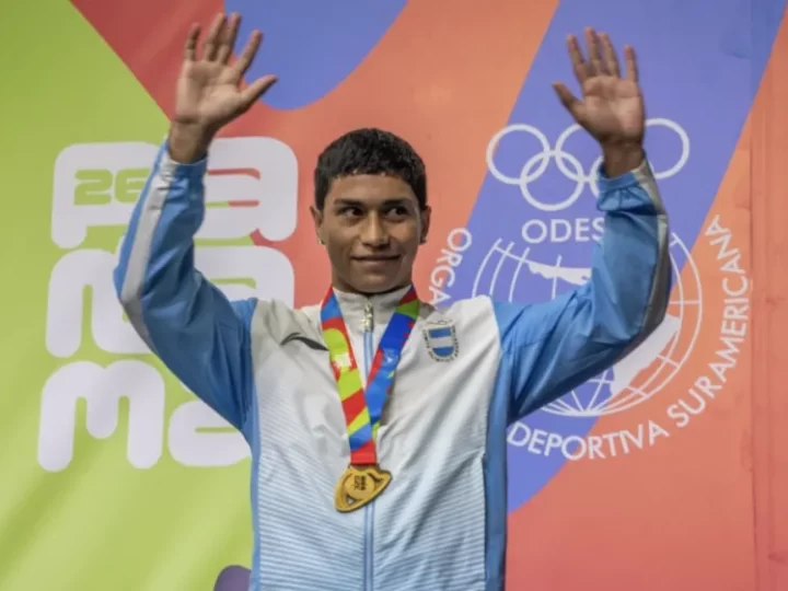 El Oro Suramericano llega a casa: invitan a recibir al boxeador Nicolás Peralta ¡Sumate a la caravana!