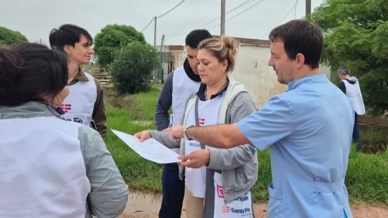 Villa Minetti en emergencia hídrica: rescatan a un paciente aislado en zona rural