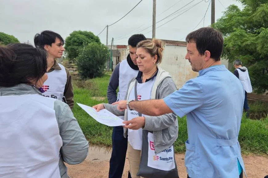 Villa Minetti en emergencia hídrica: rescatan a un paciente aislado en zona rural
