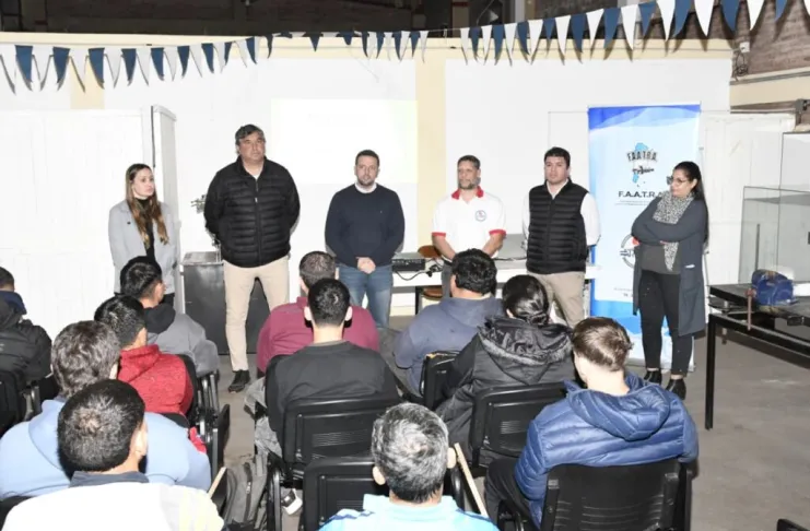 Comenzó el curso de Mecánica de motores nafteros y diésel en Avellaneda