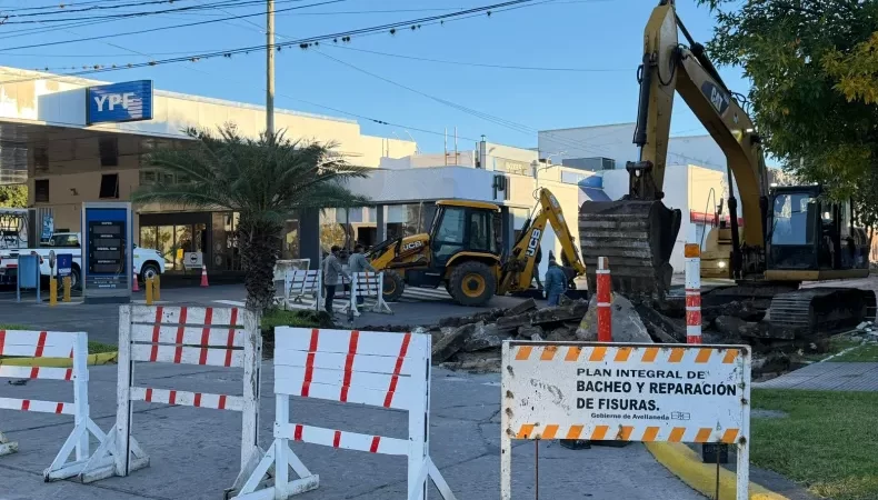 Continúan los trabajos de bacheo en Calle 18 de Avellaneda. Recomendaciones