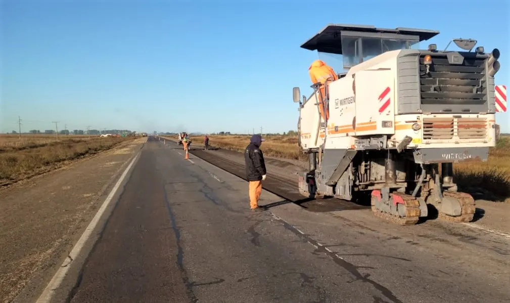 Vialidad Nacional informó que avanza con el bacheo de R11 entre Crespo y La Criolla