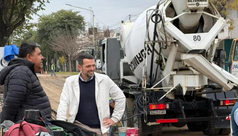 Avellaneda avanza con la reconstrucción total de la calzada en un tramo de calle 18