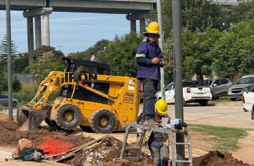 Avanza la repavimentación completa de la Ruta 1 entre Alejandra y Arroyo El Gusano