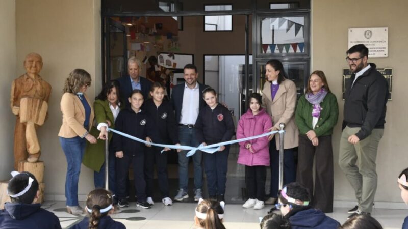 Braidot inauguró la 13ª Feria del Libro «Leer, soñar, crecer» en Avellaneda